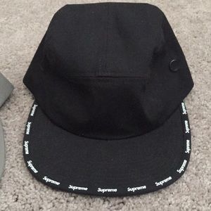 Supreme snap back